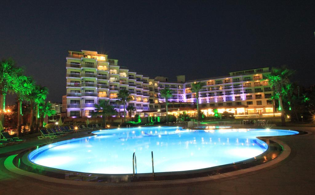 Royal Palace Kusadasi Hotel Exteriör bild