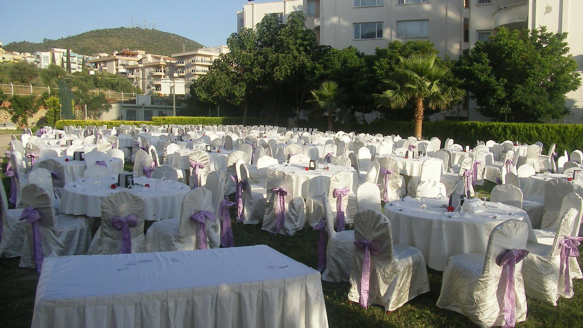 Royal Palace Kusadasi Hotel Exteriör bild